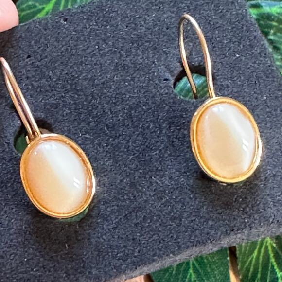 BOGO FREE PEARL DROP EARRINGS - Picture 4 of 5